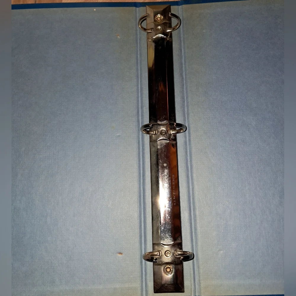 BINDER NOTEBOOK 3 RING PREOWNED